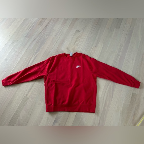 Nike red crewneck size L - Picture 1 of 4